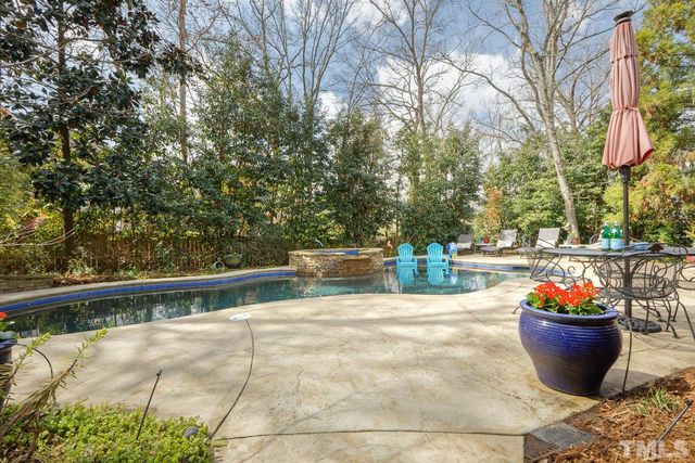 a outdoor view with a seating space