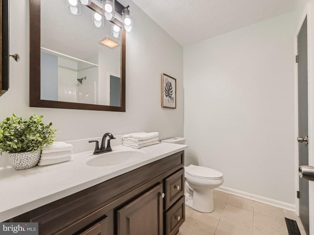 1208 Back River Neck Road Essex, MD 21221 - Photo 15 of 27