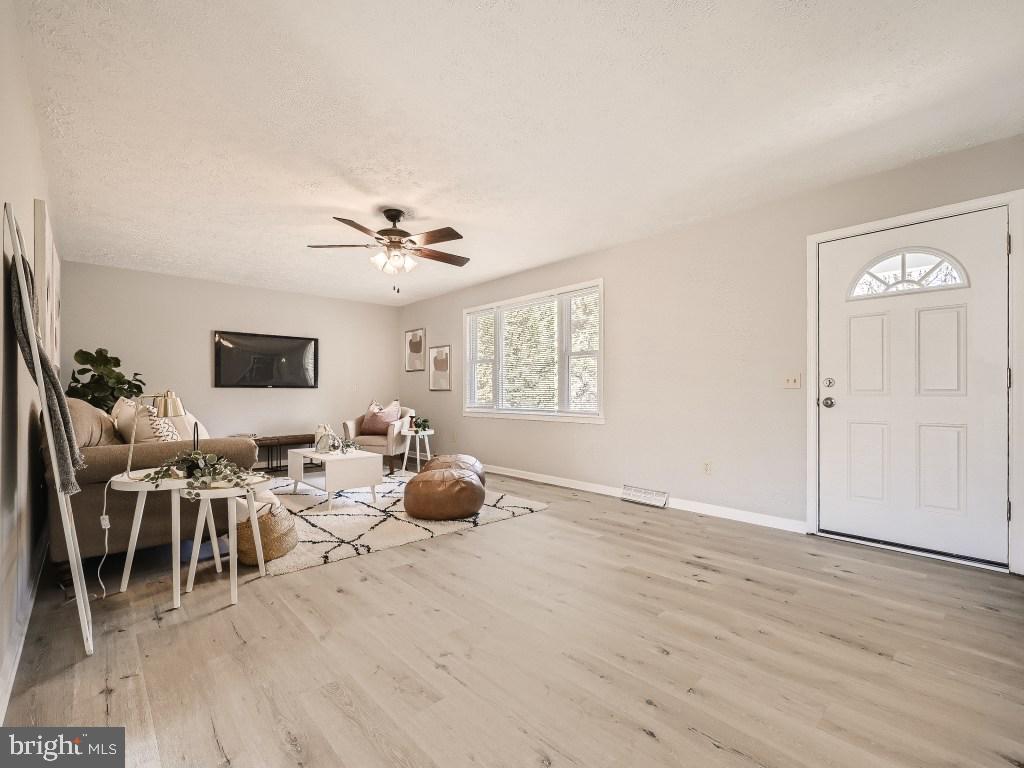1208 Back River Neck Road Essex, MD 21221 - Photo 3 of 27