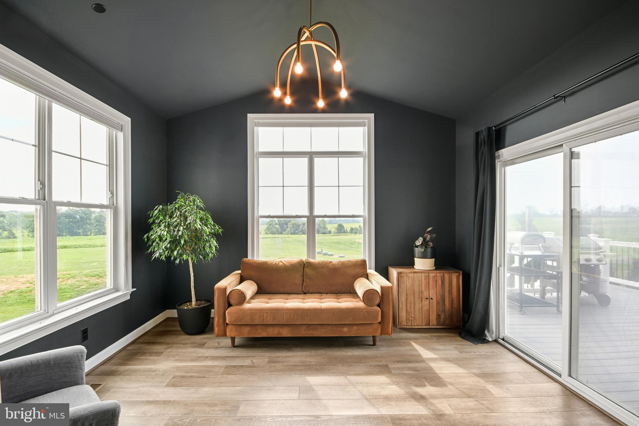 9813 Masser Road Frederick, MD 21702 - Photo 52 of 91 ... sunroom!
