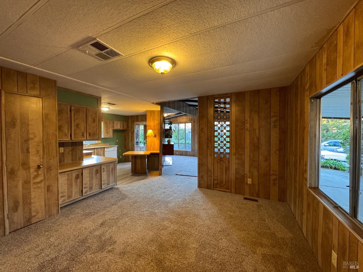 137 Bluestone Court Santa Rosa, CA 95409 - Photo 9 of 35