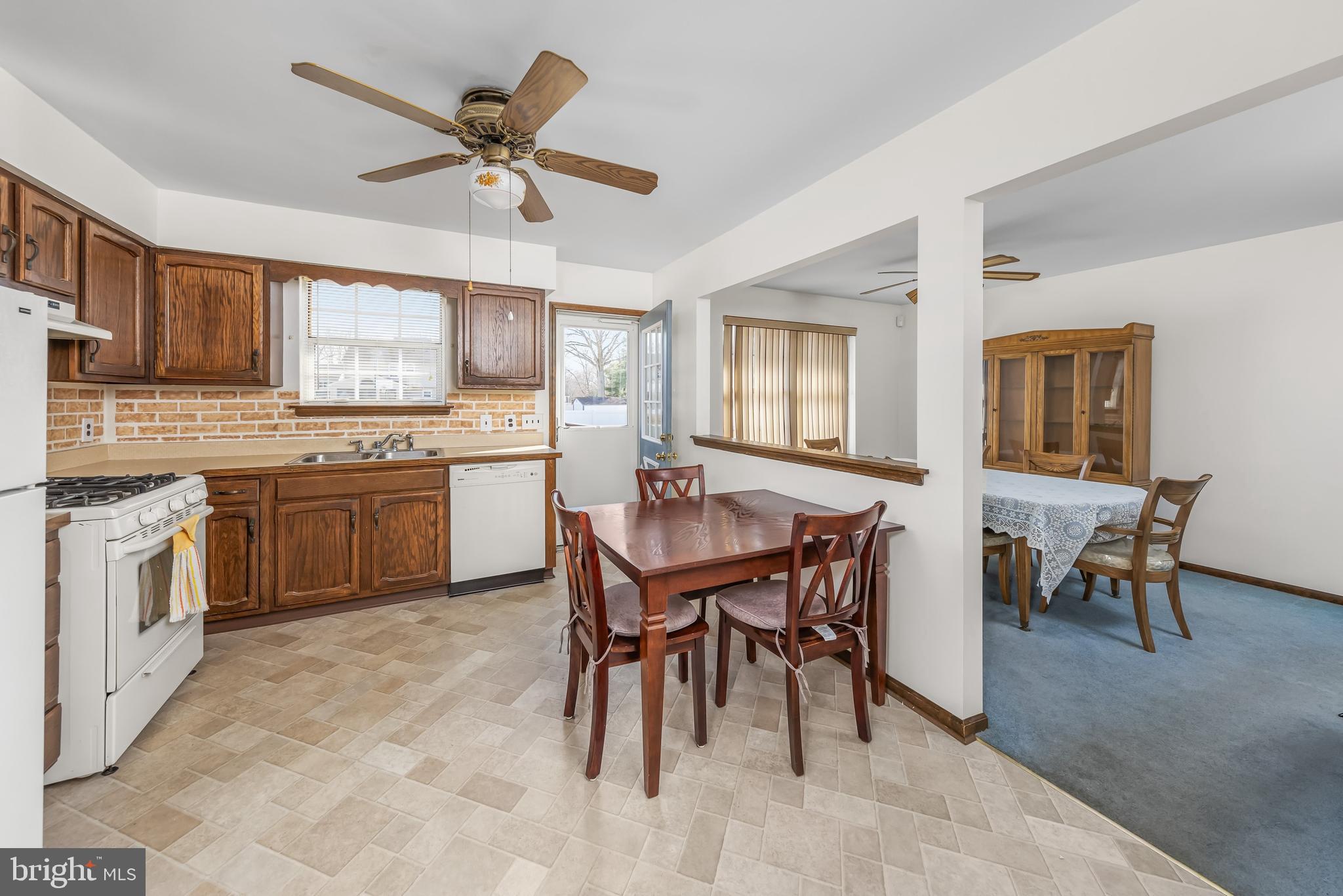 112 Ridgeway Lane Mullica Hill, NJ 08062 - Photo 10 of 17 Gallery Image 10