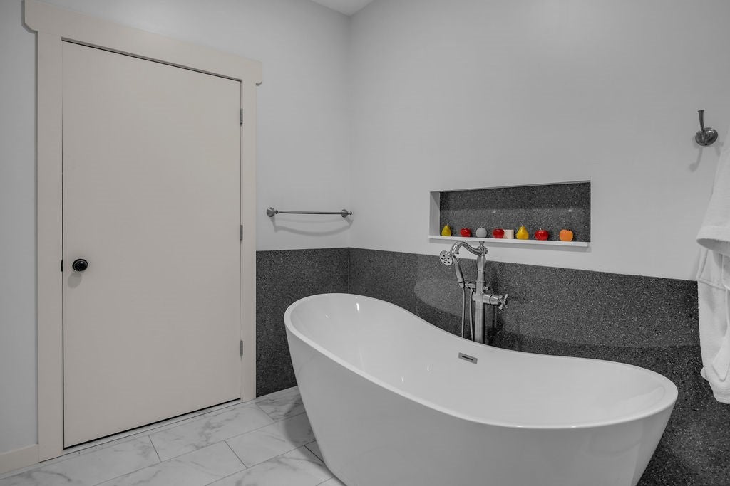 3451 Nevada Road Decatur, IL 62522 - Photo 14 of 23 Gallery Image 14