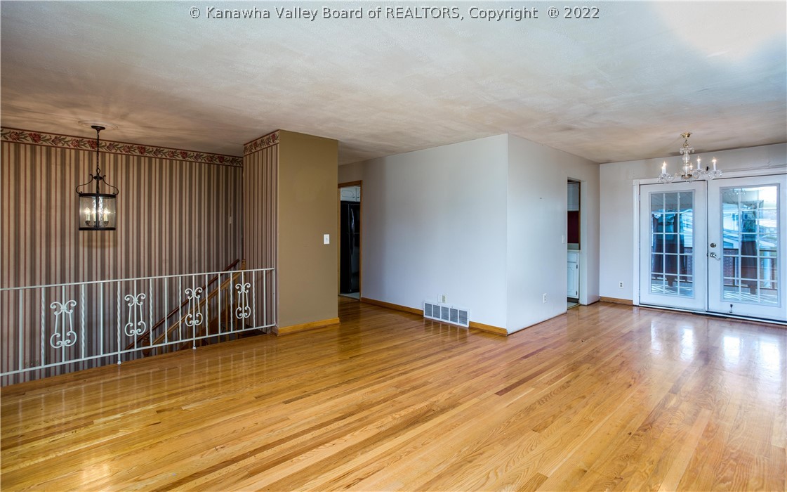 597 Fairwood Road Huntington, WV 25705 - Photo 8 of 36 Gallery Image 8