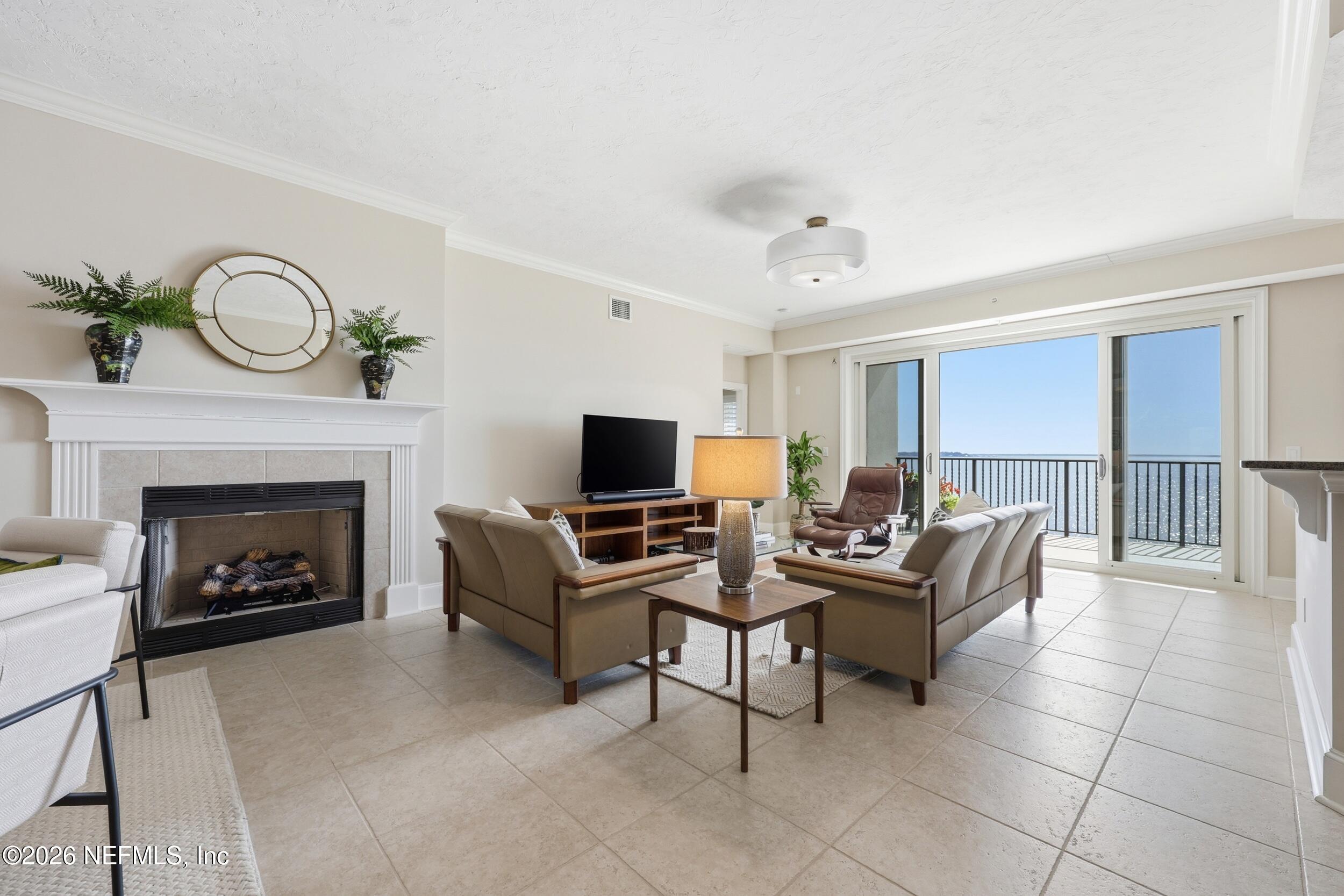 2358 Riverside Avenue, Unit 304 Jacksonville, FL 32204 - Photo 26 of 127 LIVING AREA