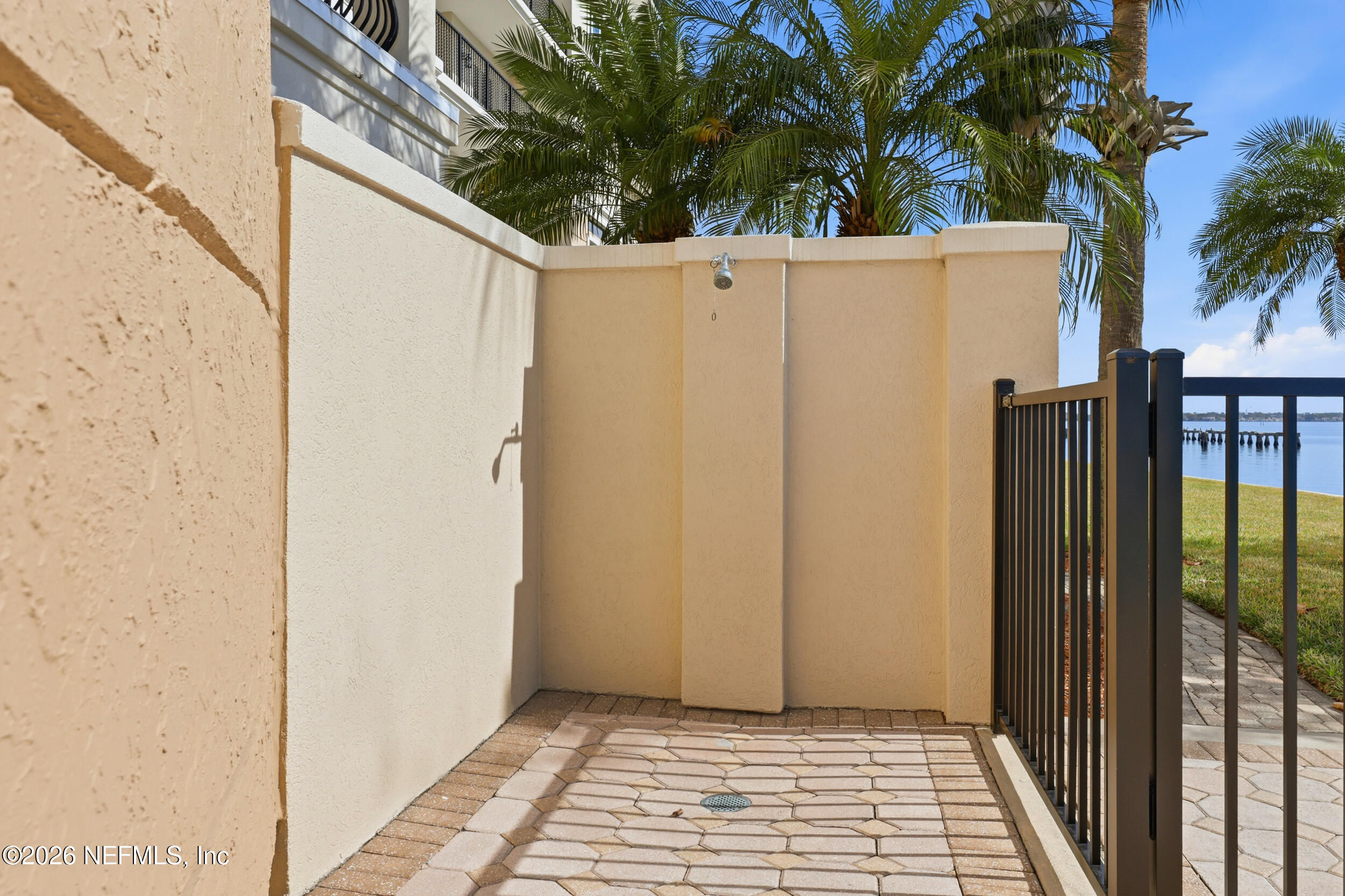 2358 Riverside Avenue, Unit 304 Jacksonville, FL 32204 - Photo 83 of 127 POOL SHOWER