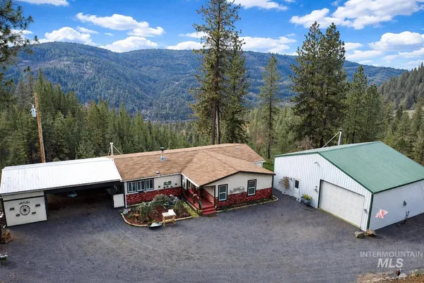 $459,900 | 1320 Whitetail Drive, Ahsahka, ID 83520