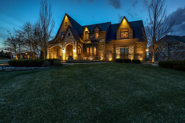 $1,149,999 | 11294 York Court, Frankfort, IL 60423