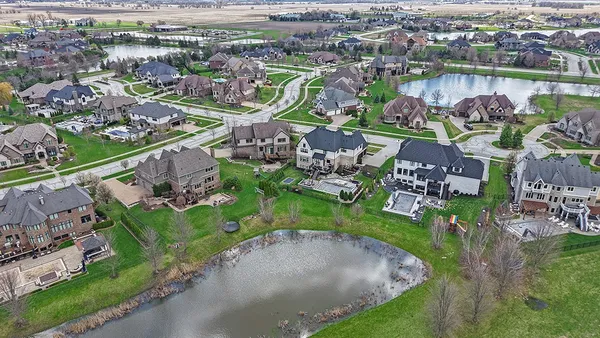 $1,189,999 | 11294 York Court, Frankfort, IL 60423