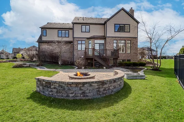 $1,189,999 | 11294 York Court, Frankfort, IL 60423