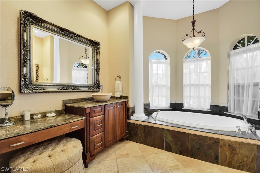 80 Logan Boulevard South Naples, FL 34119 - Photo 11 of 35