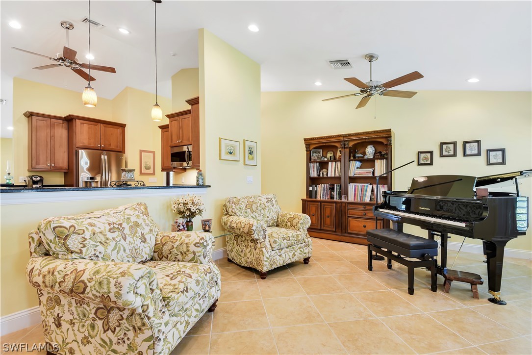 80 Logan Boulevard South Naples, FL 34119 - Photo 25 of 35