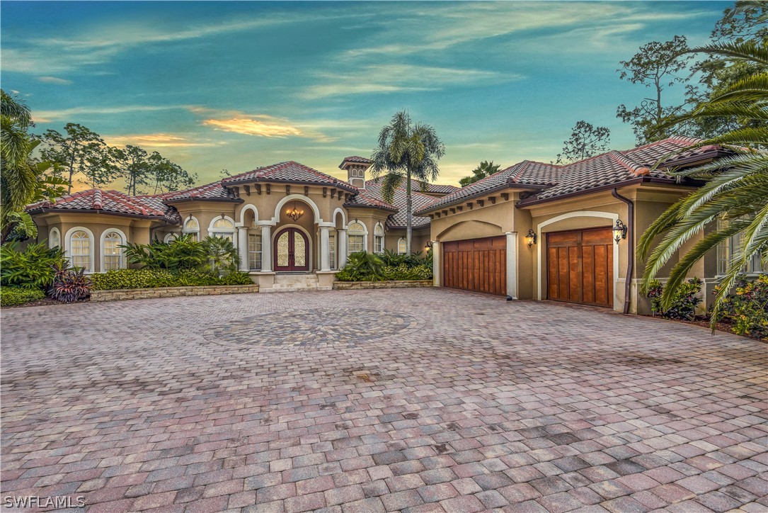 80 Logan Boulevard South Naples, FL 34119 - Photo 3 of 35