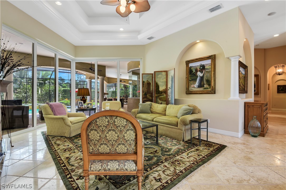 80 Logan Boulevard South Naples, FL 34119 - Photo 5 of 35