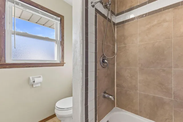 $289,000 | 1101 Harmony Drive, Racine, WI 53402