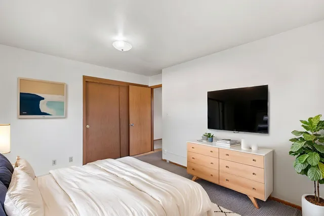 $289,000 | 1101 Harmony Drive, Racine, WI 53402