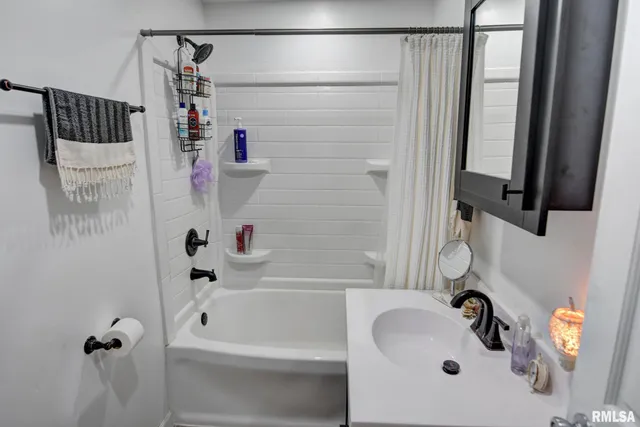 $137,000 | 904 West Vandever Street, Taylorville, IL 62568