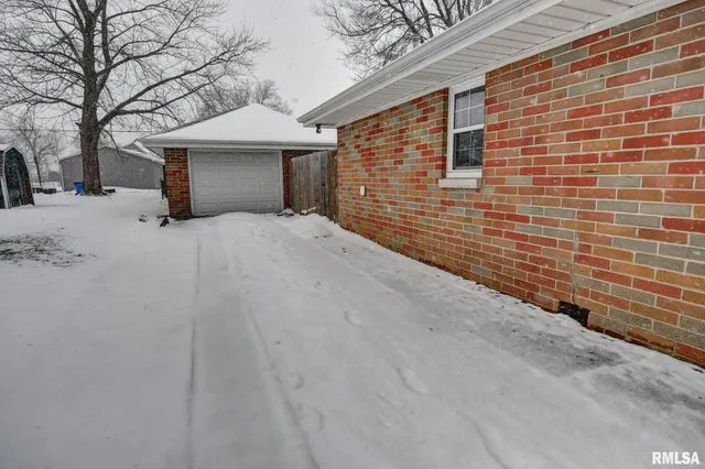 $137,000 | 904 West Vandever Street, Taylorville, IL 62568