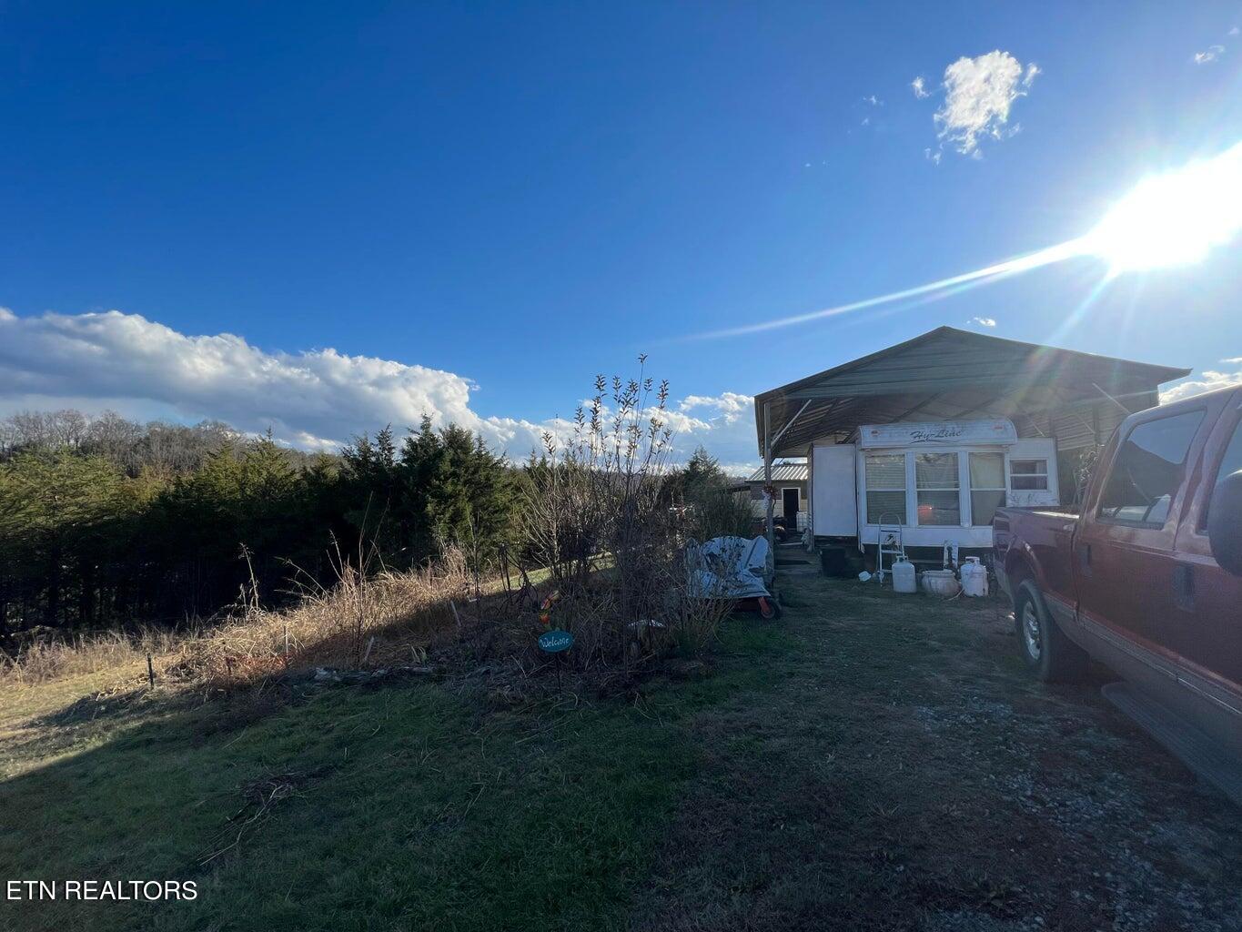 389 Cedar Glen Way Bybee, TN 37713 - Photo 5 of 10 cedar glen 5