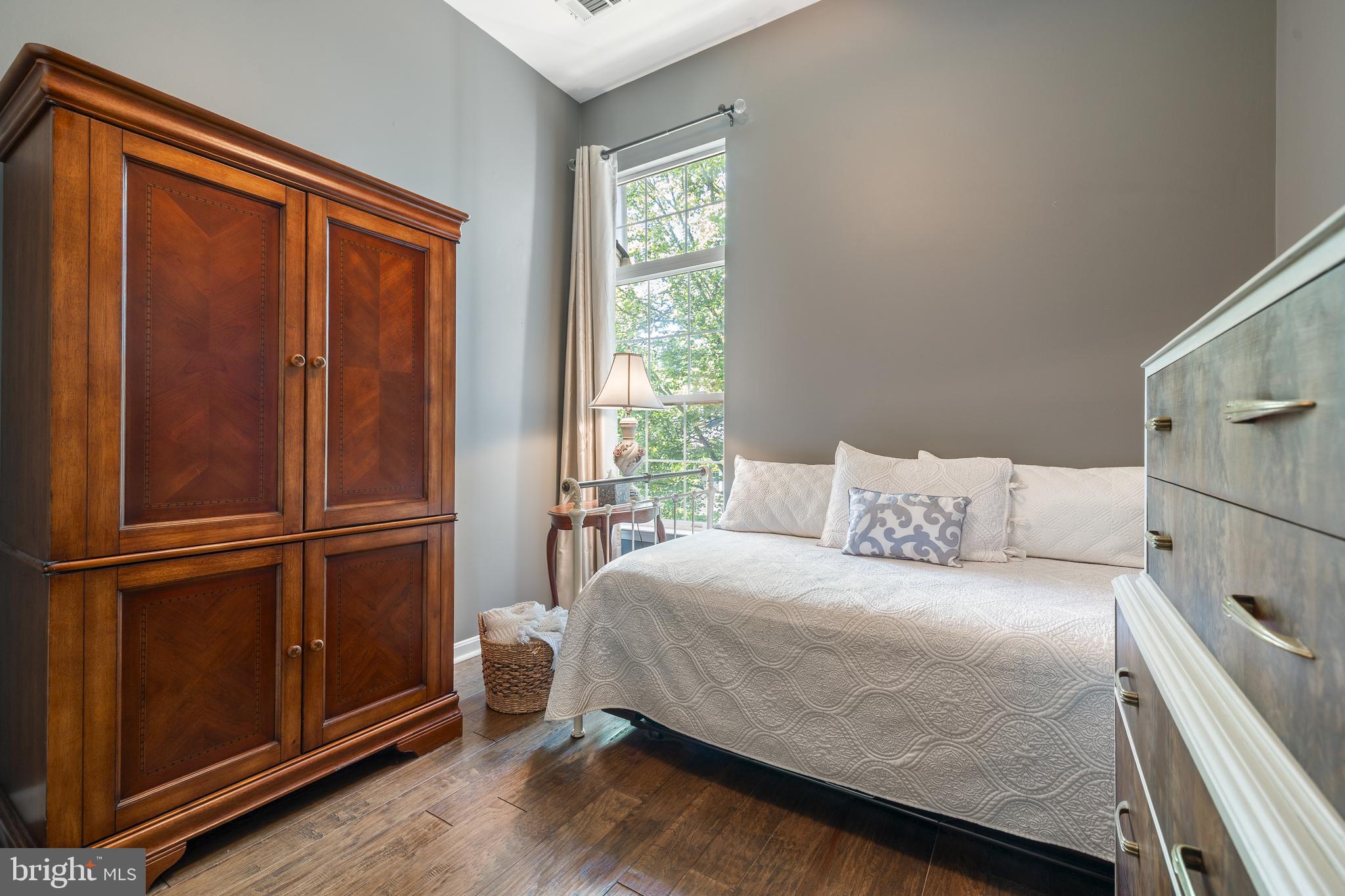 11406 Windleaf Court, Unit 8 Reston, VA 20194 - Photo 20 of 28