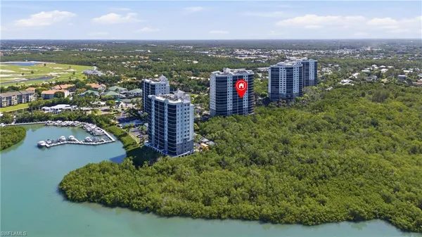 $1,050,000 | 425 Cove Tower Drive, Unit 703, Naples, FL 34110