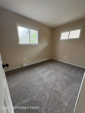 $1,450 | 219 Joy, Unit 201, Sciota, PA 18354