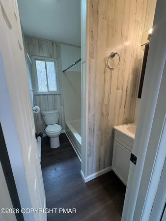 $1,450 | 219 Joy, Unit 201, Sciota, PA 18354