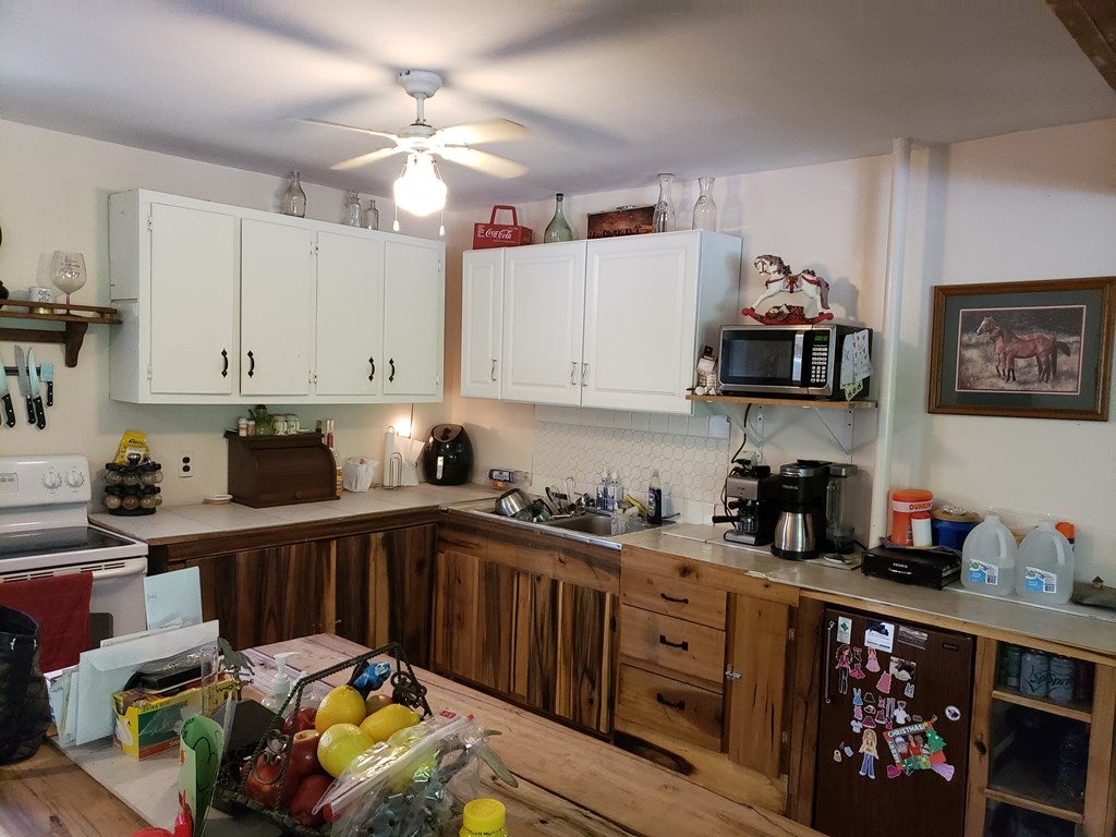 4489 Flat Ridge Road Troutdale, VA 24378 - Photo 8 of 13 Gallery Image 8