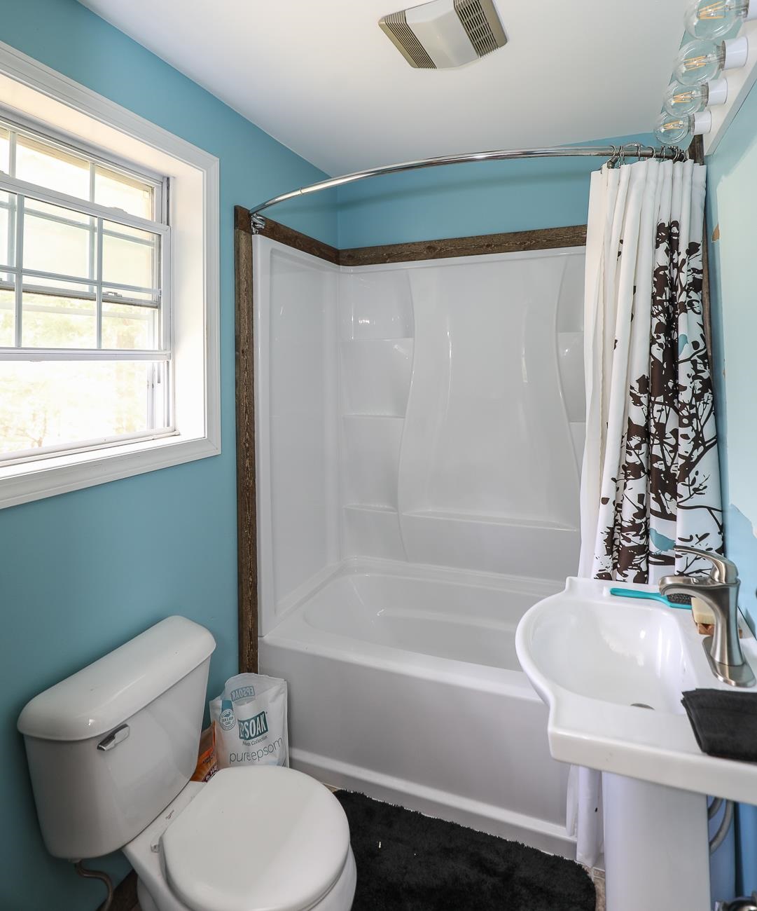 466 Mountain Road Gilmanton, NH 03837 - Photo 14 of 19 Gallery Image 14
