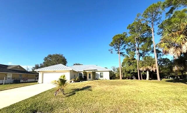 $2,300 | 8206 Penny Lane, Fort Pierce, FL 34951