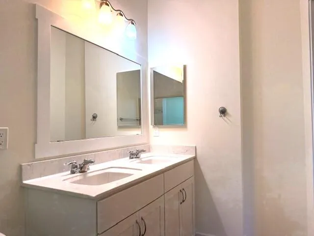 $2,300 | 8206 Penny Lane, Fort Pierce, FL 34951