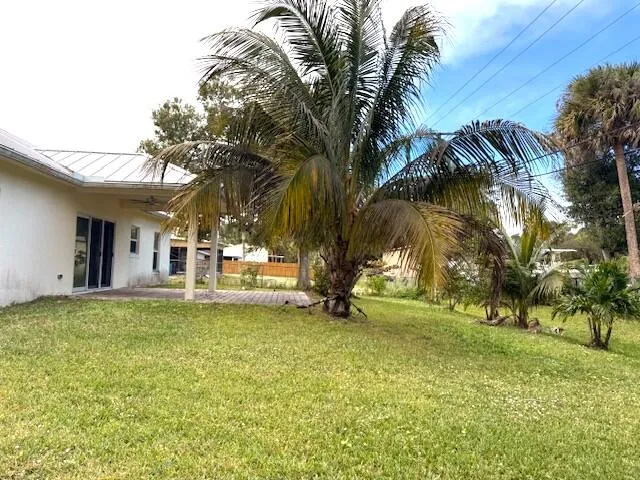 $2,300 | 8206 Penny Lane, Fort Pierce, FL 34951