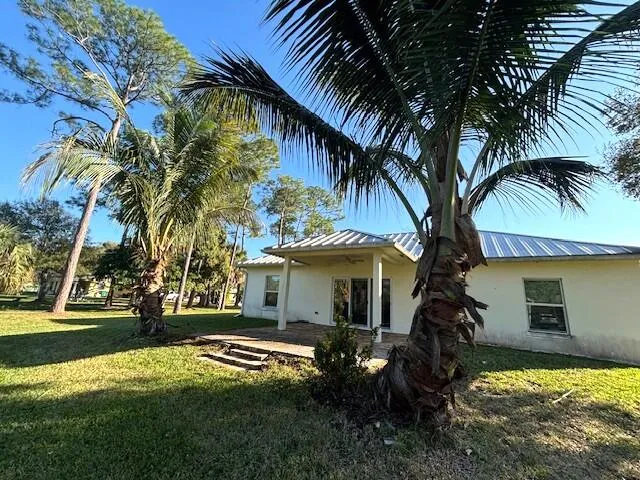 $2,300 | 8206 Penny Lane, Fort Pierce, FL 34951