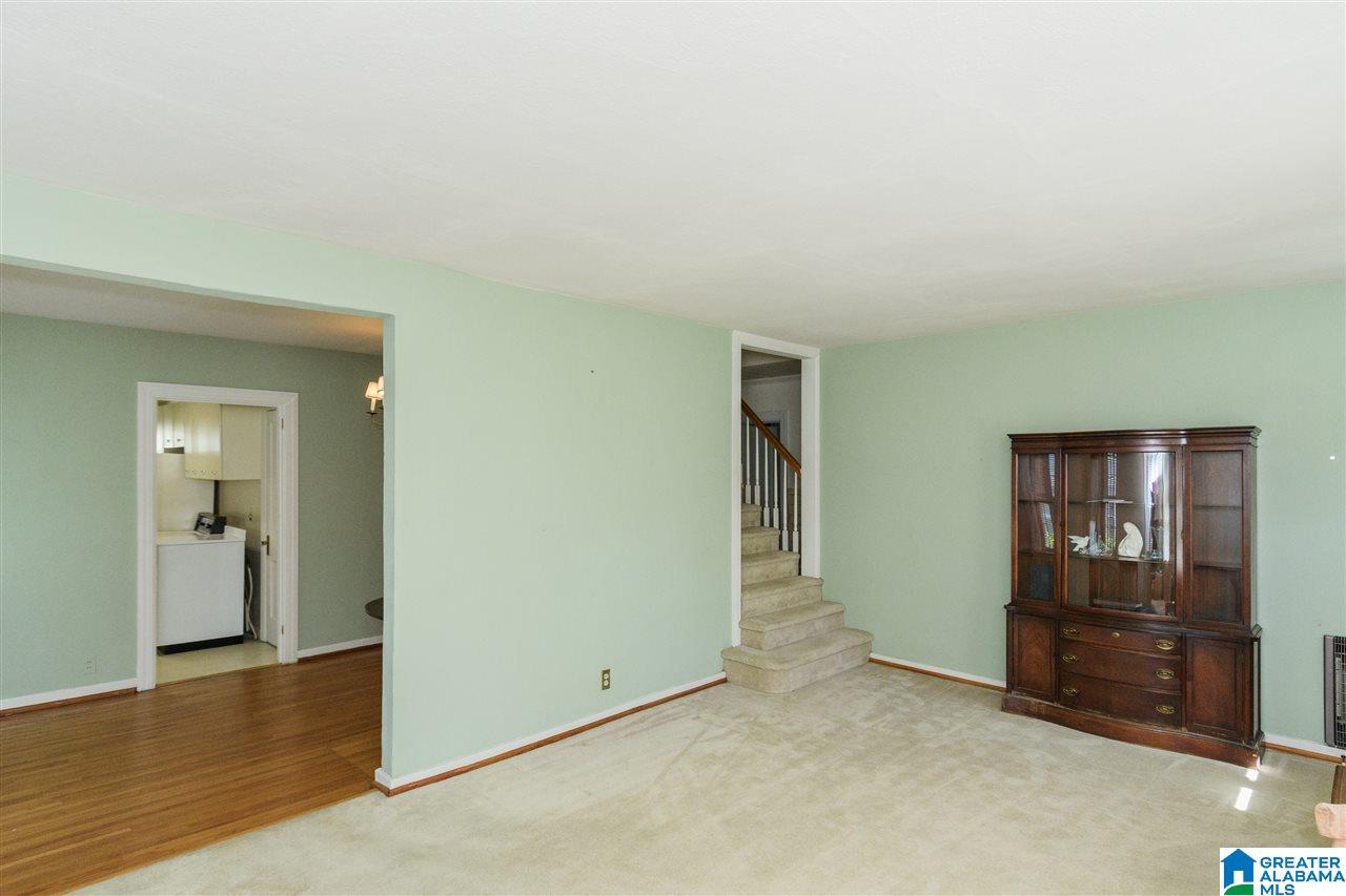 106 Woodland Road Bessemer, AL 35020 - Photo 5 of 32