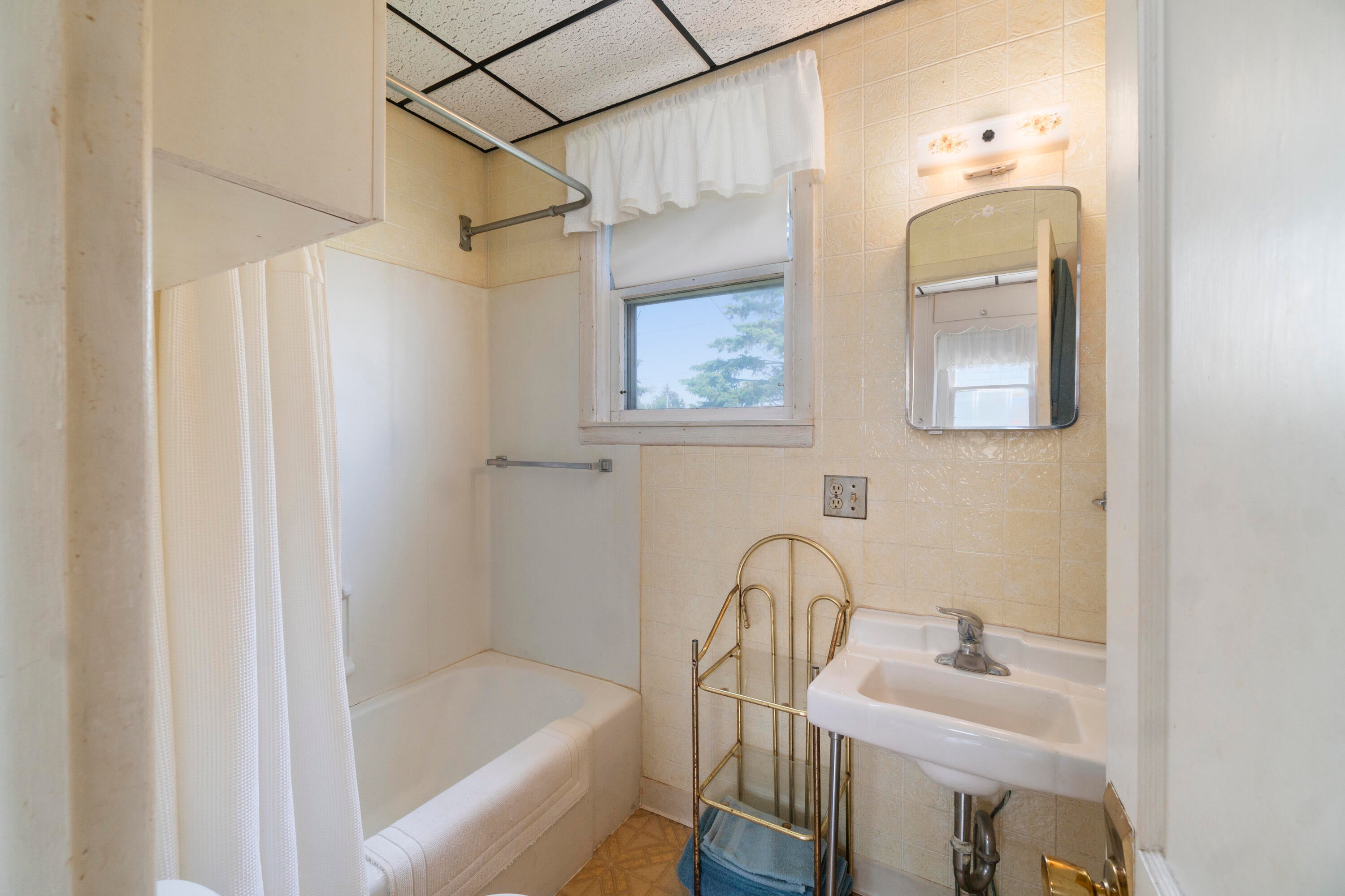 757 North Main Street Cheboygan, MI 49721 - Photo 12 of 35 Gallery Image 12