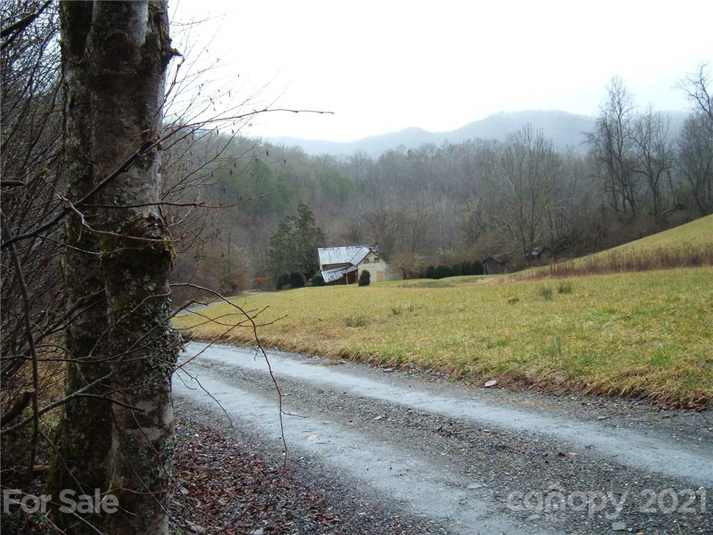 79 Rambling Road Cullowhee, NC 28723 - Photo 4 of 9 Gallery Image 4