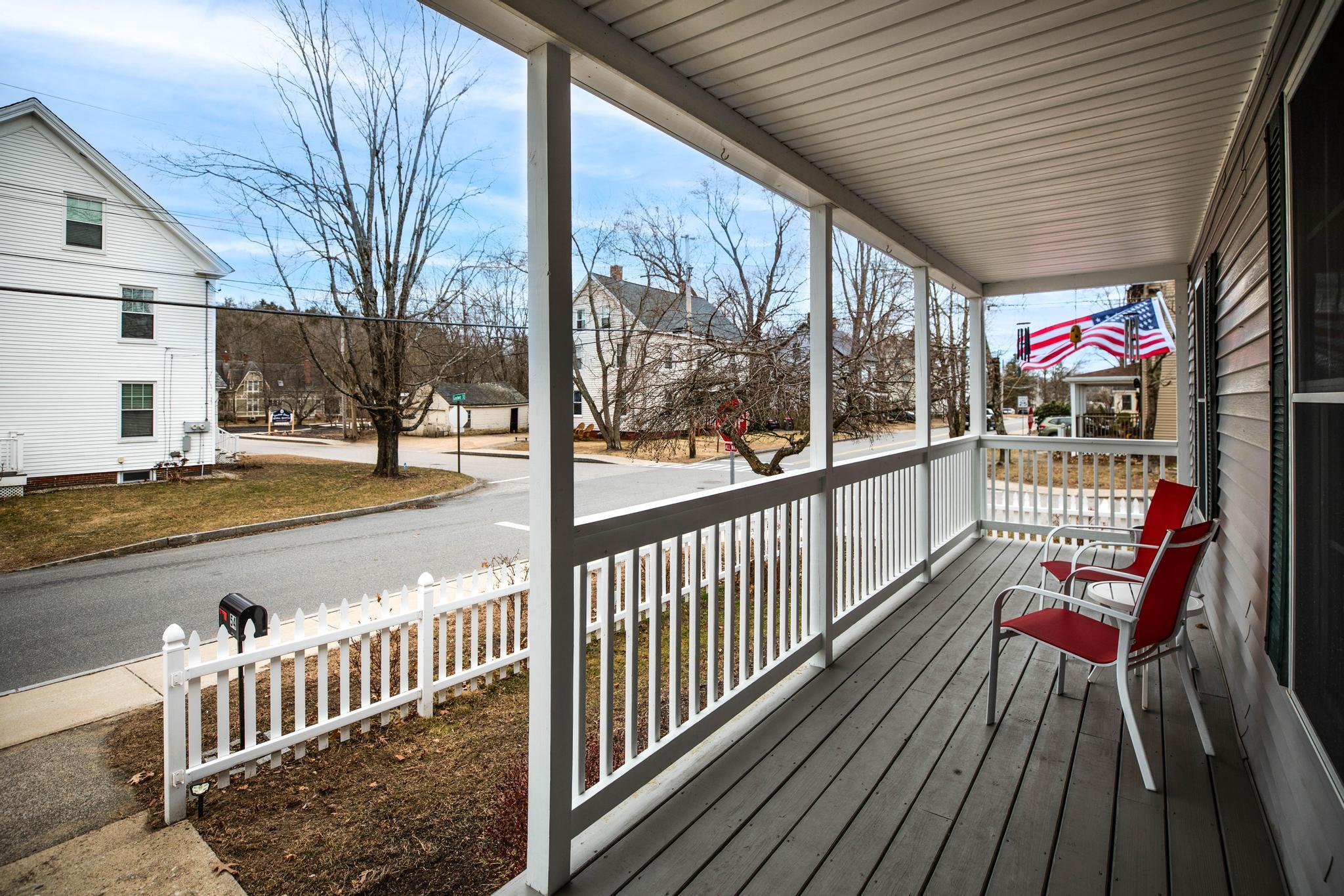 54 Goodwin Street South Berwick, ME 03908 - Photo 4 of 18 54 Goodwin St Porch 2