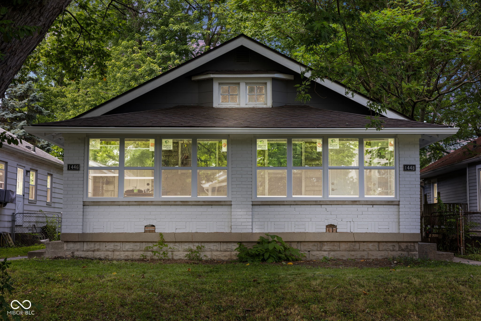 1446 North Gladstone Ave  