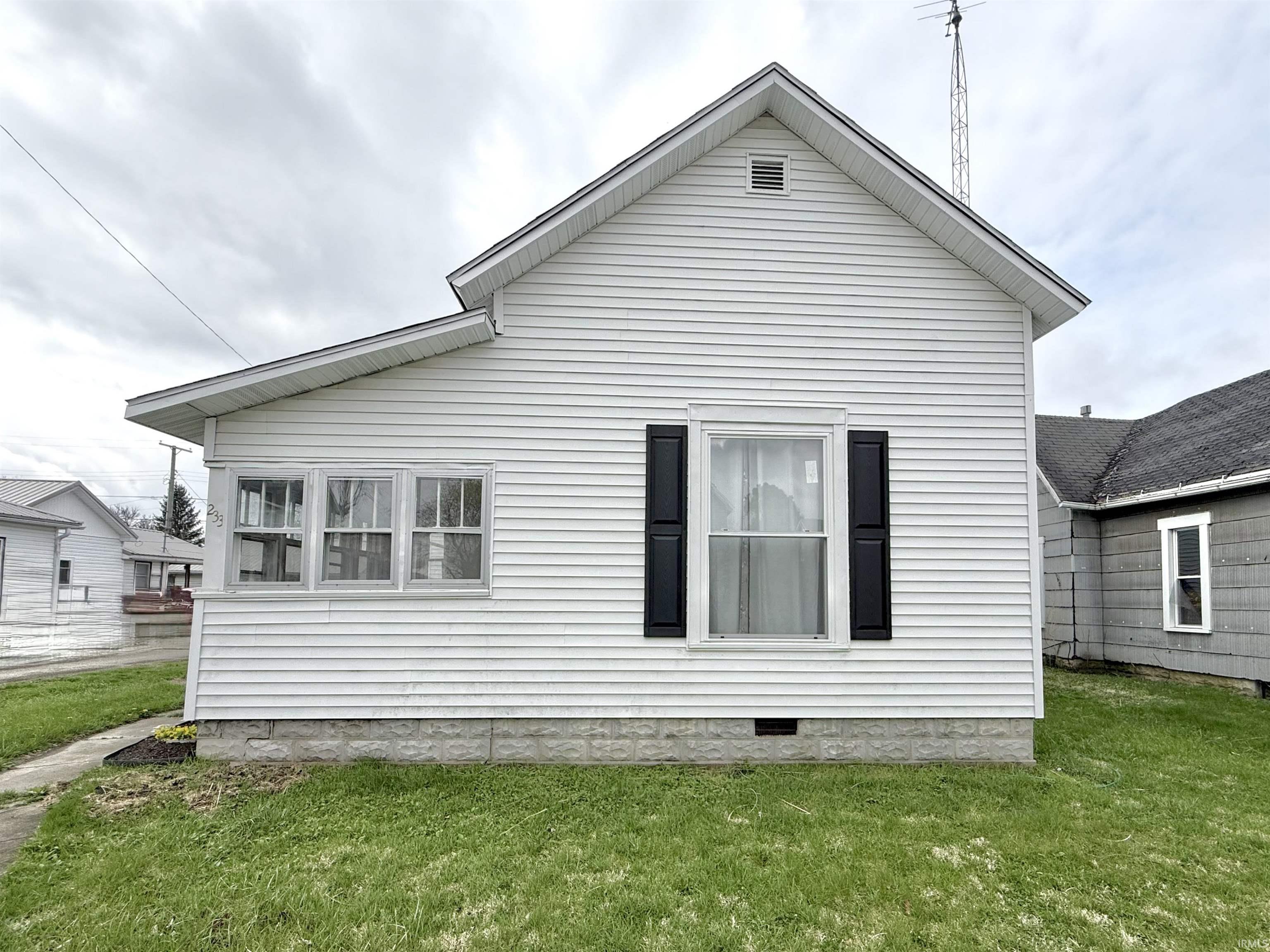 233 East Commerce Street Dunkirk, IN 47336 - Photo 1 of 24