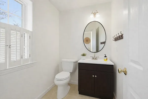 $429,900 | 3-2 Merlot Court, Unit 2, Concord, NH 03303