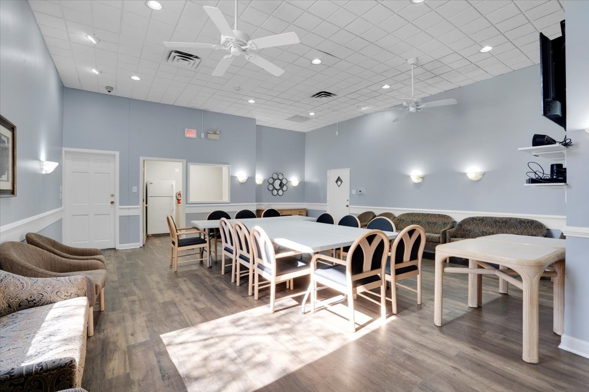 20 North Tower Road, Unit 6D Oak Brook, IL 60523 - Photo 23 of 28 Gallery Image 23