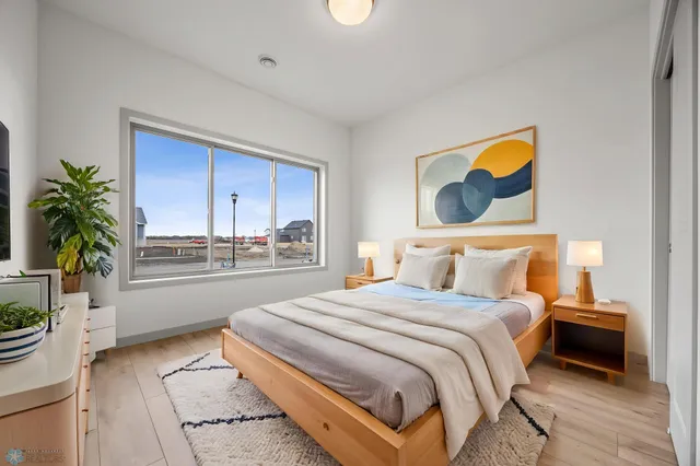 $399,900 | 10218 73rd Street South, Horace, ND 58047