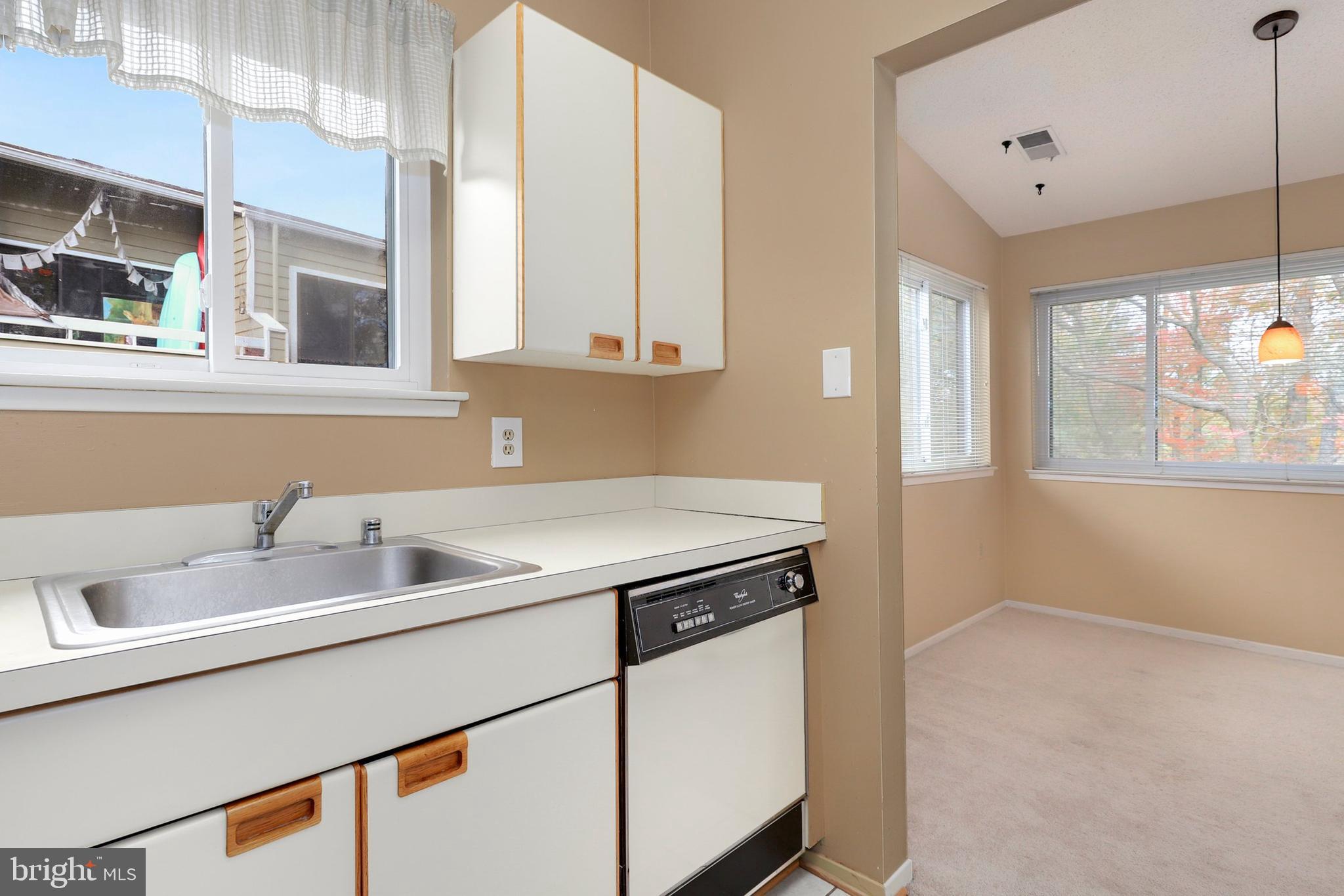 1940 Villaridge Drive Reston, VA 20191 - Photo 21 of 37 Gallery Image 21