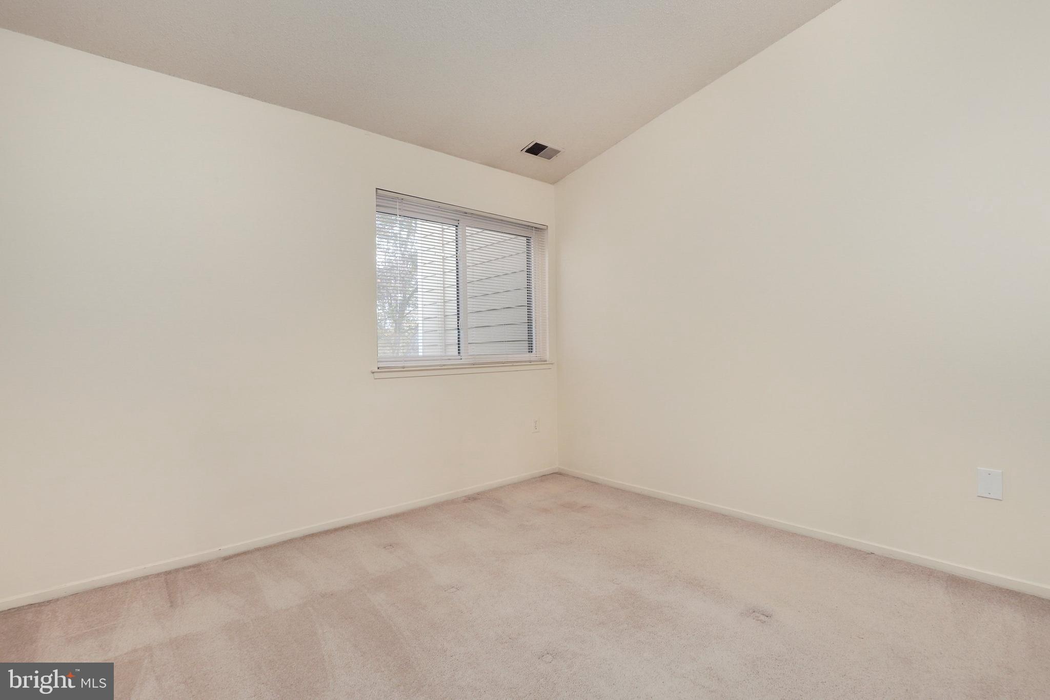 1940 Villaridge Drive Reston, VA 20191 - Photo 32 of 37 Gallery Image 32