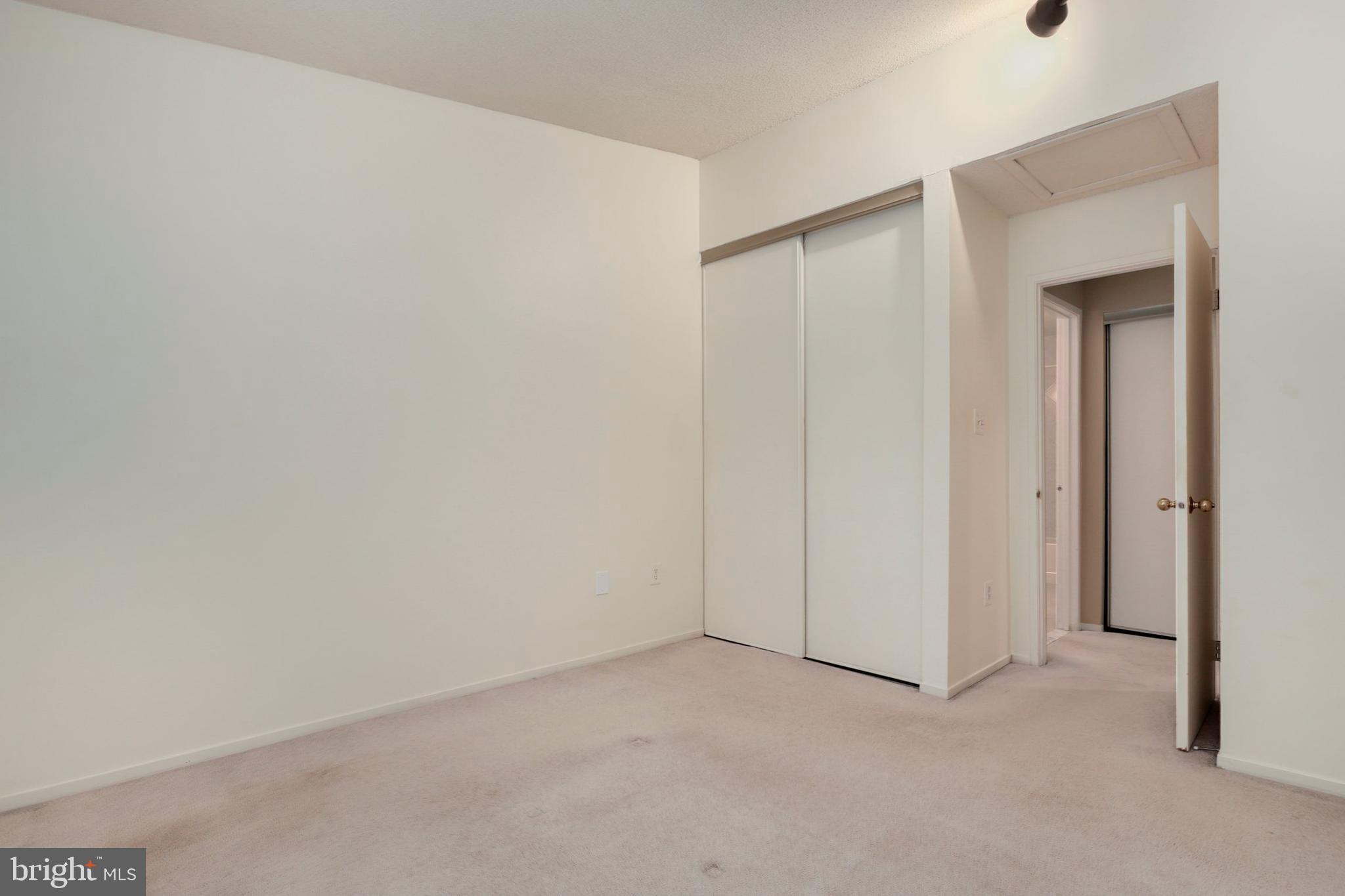 1940 Villaridge Drive Reston, VA 20191 - Photo 33 of 37 Gallery Image 33