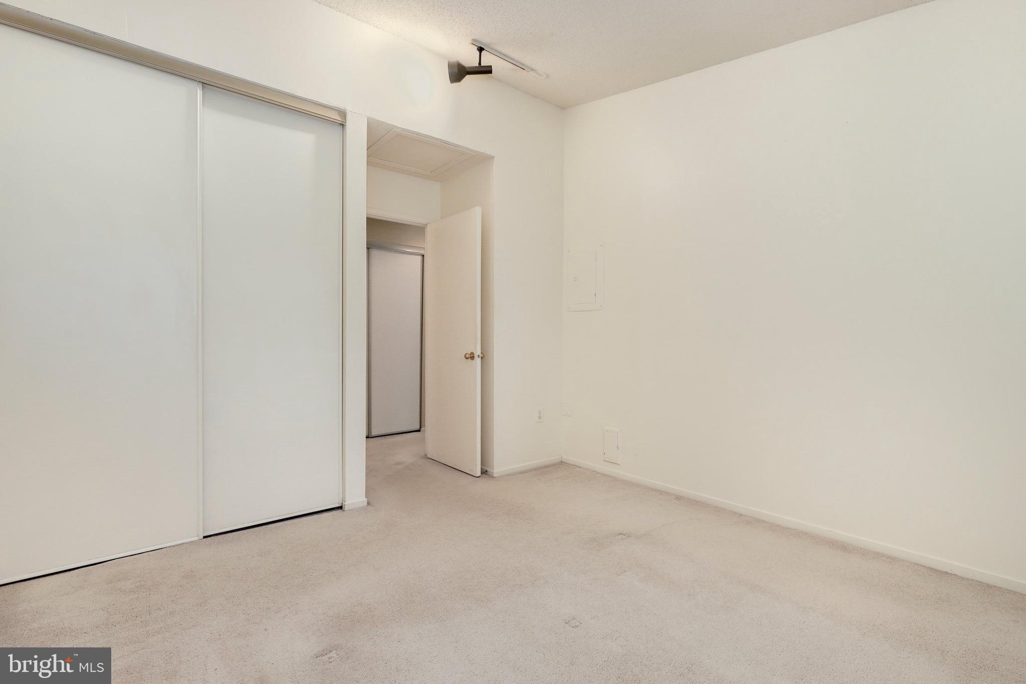 1940 Villaridge Drive Reston, VA 20191 - Photo 34 of 37 Gallery Image 34