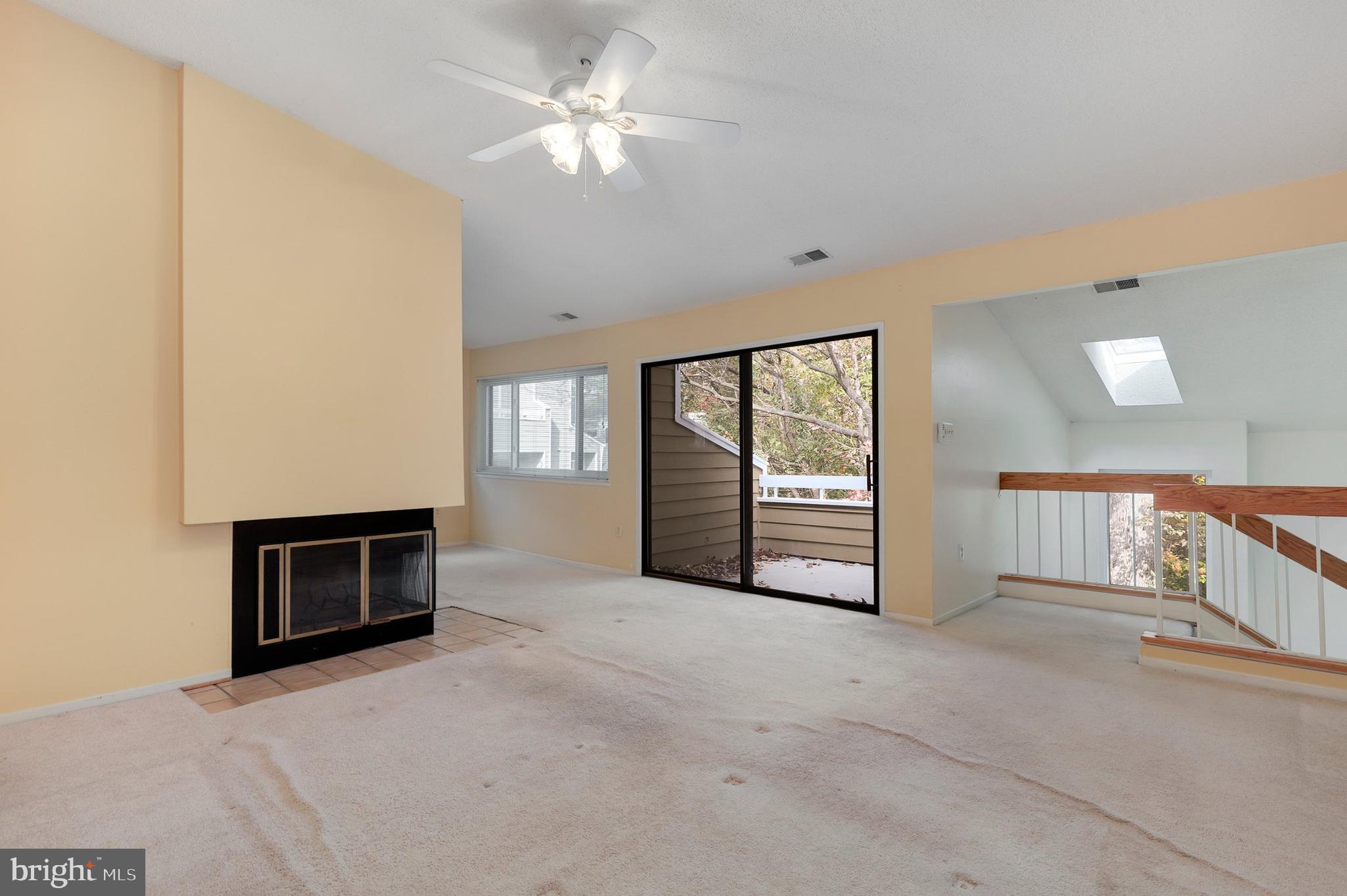 1940 Villaridge Drive Reston, VA 20191 - Photo 6 of 37 Gallery Image 6