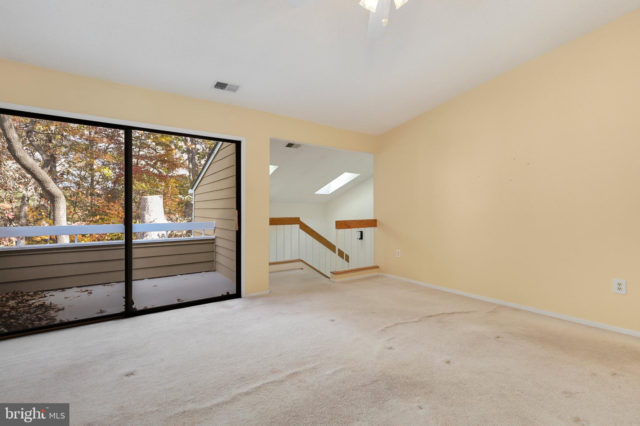 1940 Villaridge Drive Reston, VA 20191 - Photo 7 of 37 Gallery Image 7
