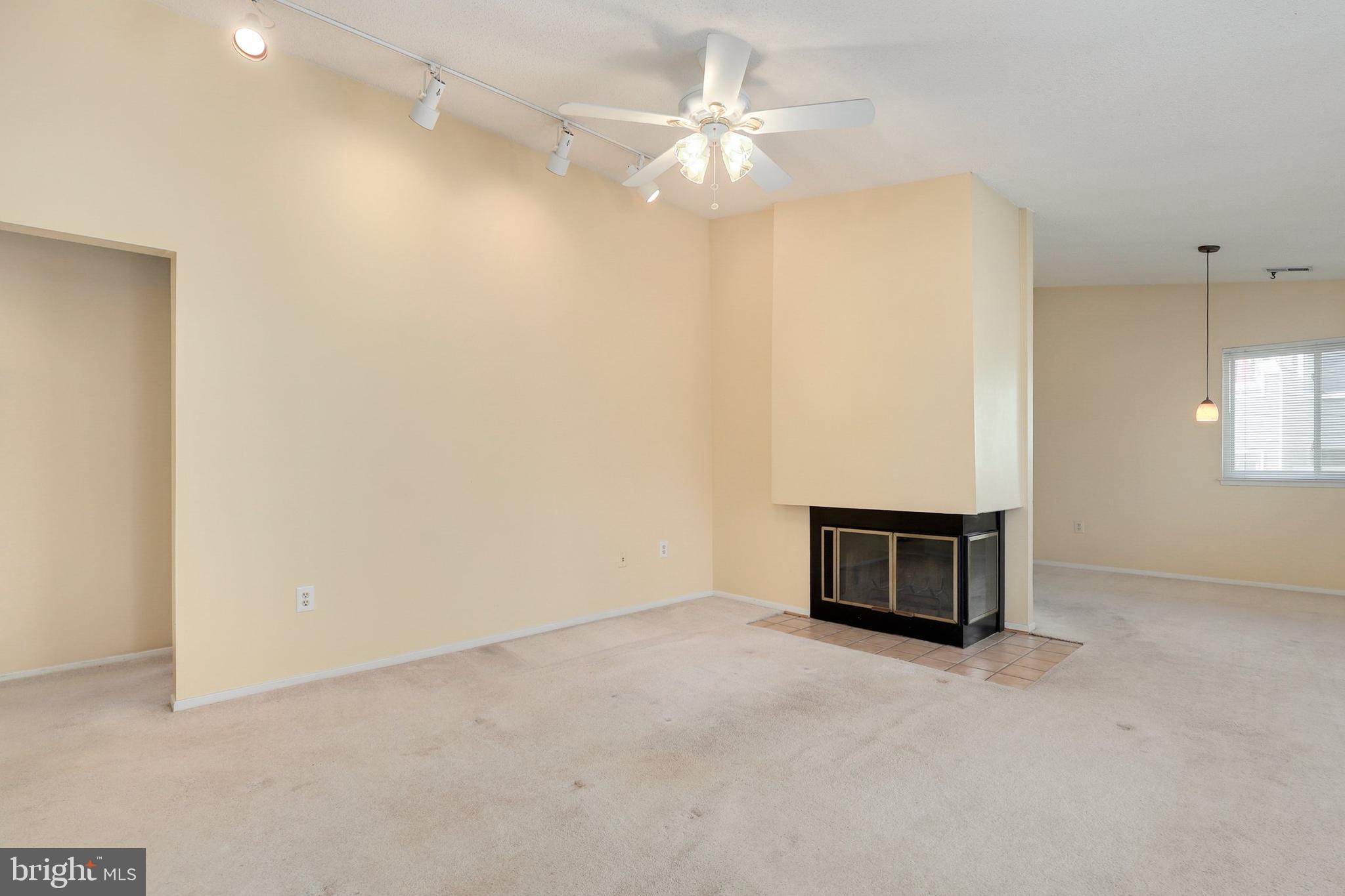 1940 Villaridge Drive Reston, VA 20191 - Photo 8 of 37 Gallery Image 8