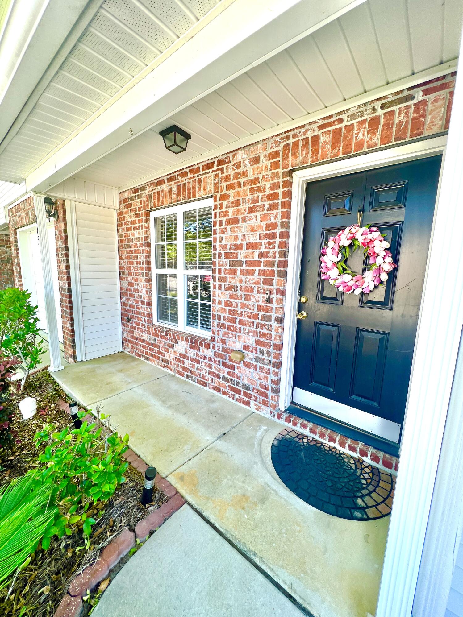205 Jackson Street Goose Creek, SC 29445 - Photo 2 of 19 IMG_2951